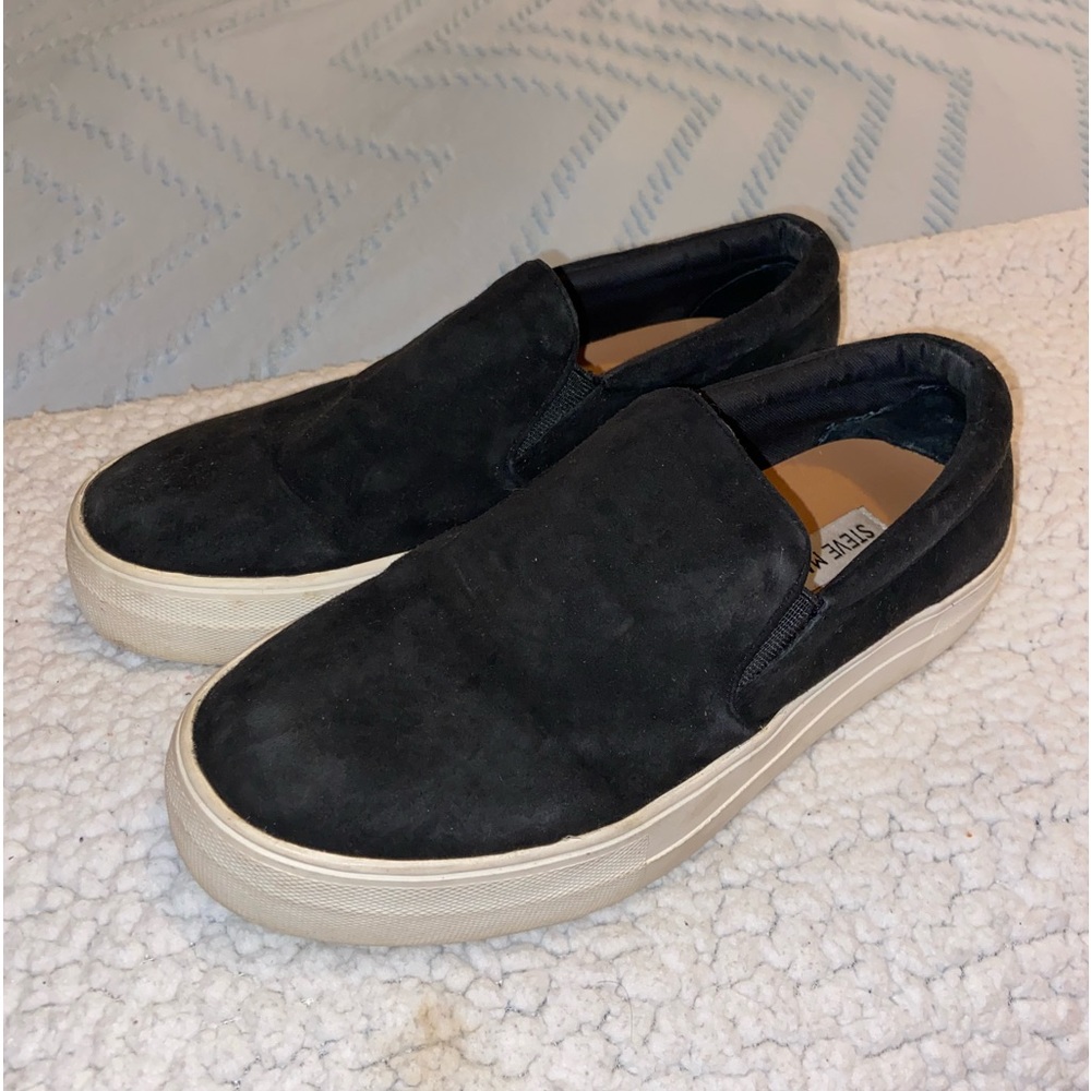 Steve Madden Gills Sneaker
